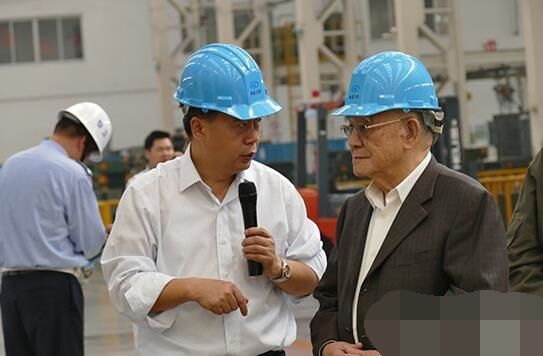 何光遠(yuǎn),華菱星馬,機械