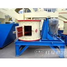 自行式沙石破碎機價格不貴，經(jīng)濟實惠ZQ82